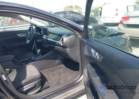 2024 Kia Forte Lxs z USA, uszkodzony, nr VIN 3KPF24AD1RE836272